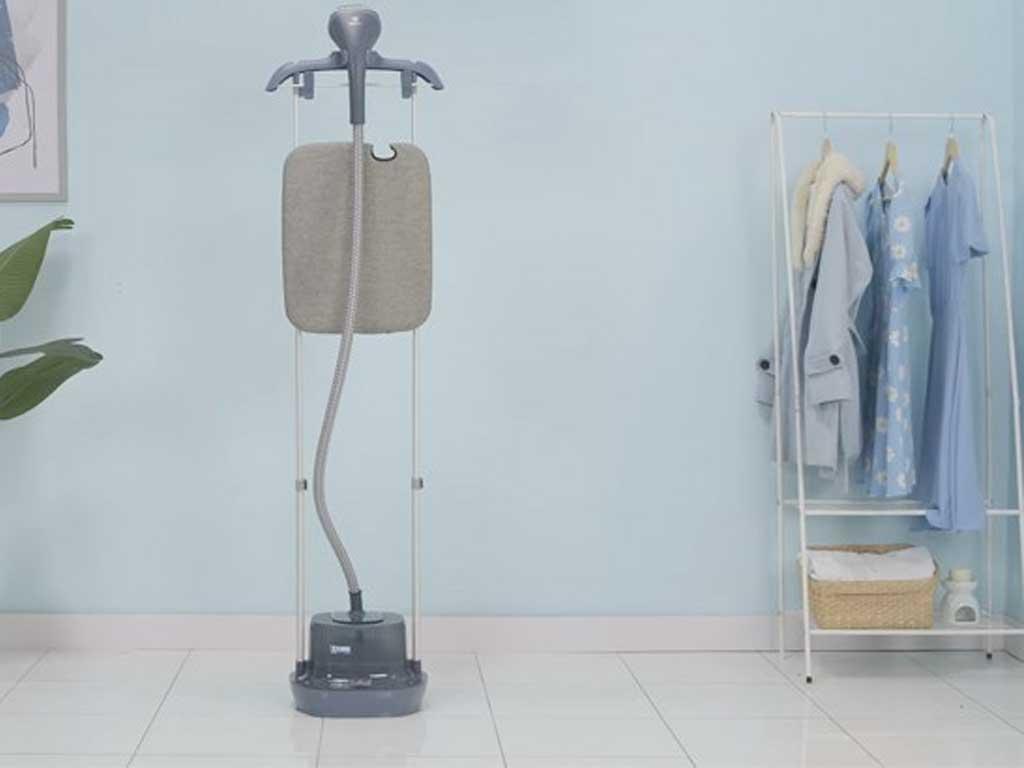 cac-dong-ban-ui-electrolux-pho-bien