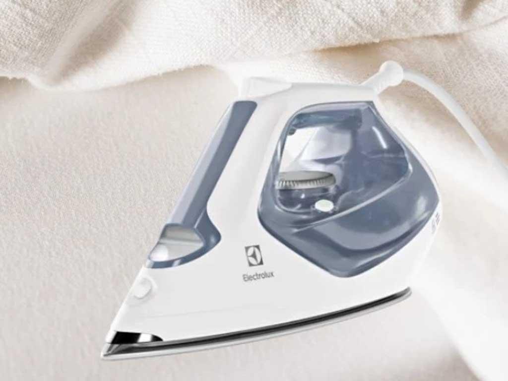 chon-ban-ui-electrolux-phu-hop