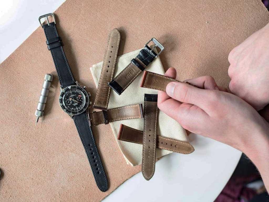 cach-thay-day-dong-ho-thong-minh