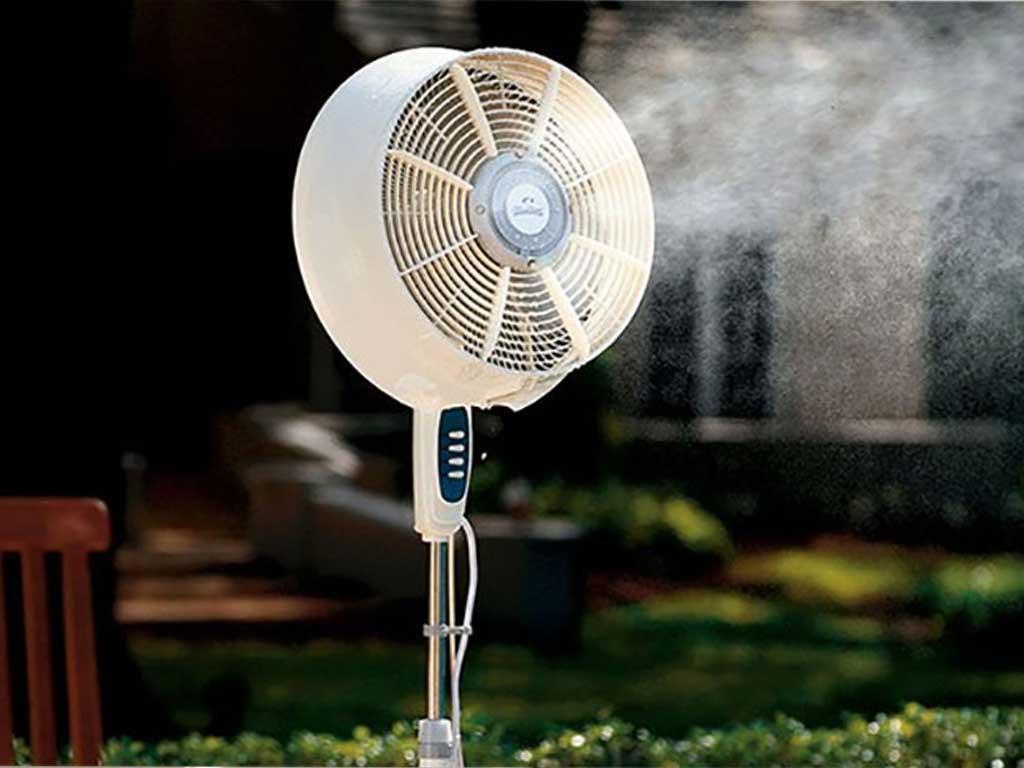 tao-do-am-cho-phong-may-lanh