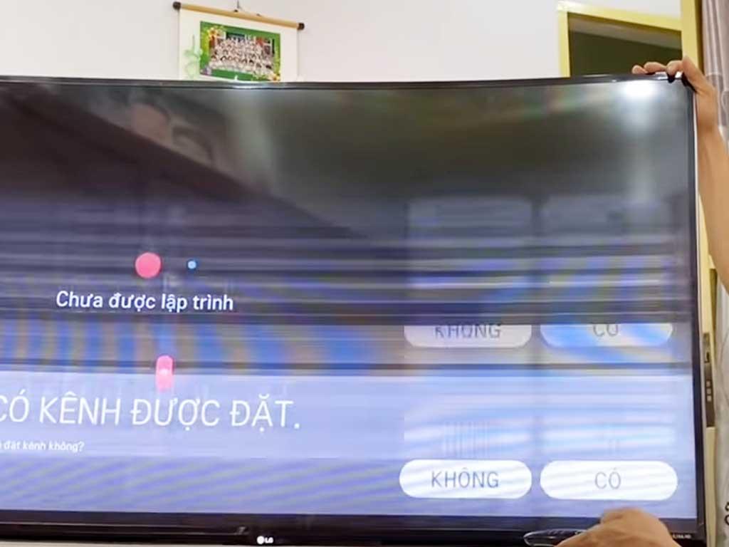 khi-nao-can-goi-tho-sua-man-hinh-tivi