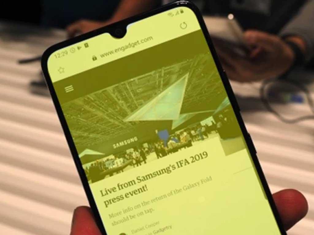 nguyen-nhan-man-hinh-iphone-bi-am-vang