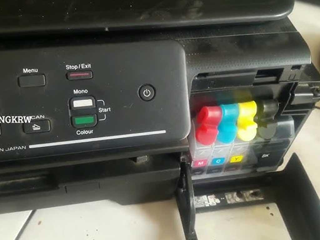 khi-nao-can-reset-may-in-brother-DCP-T300