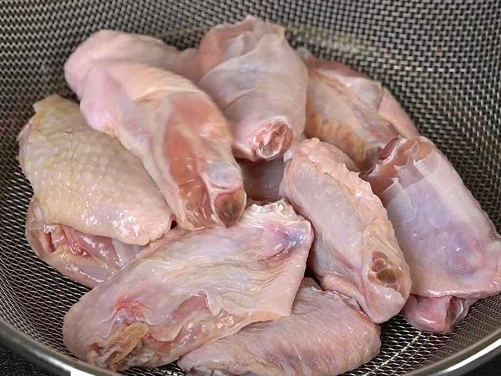 nguyen-lieu-lam-canh-ga-chien-xa-xi