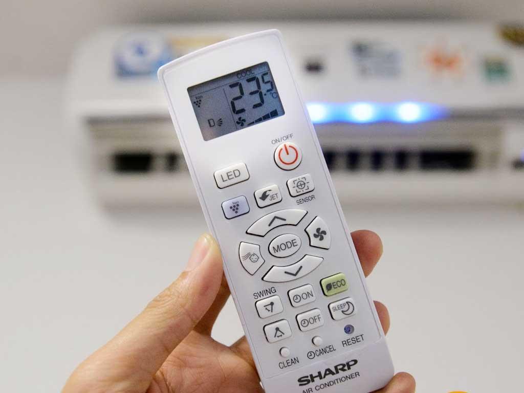 sai-lam-khi-dung-che-do-mode-may-lanh-samsung