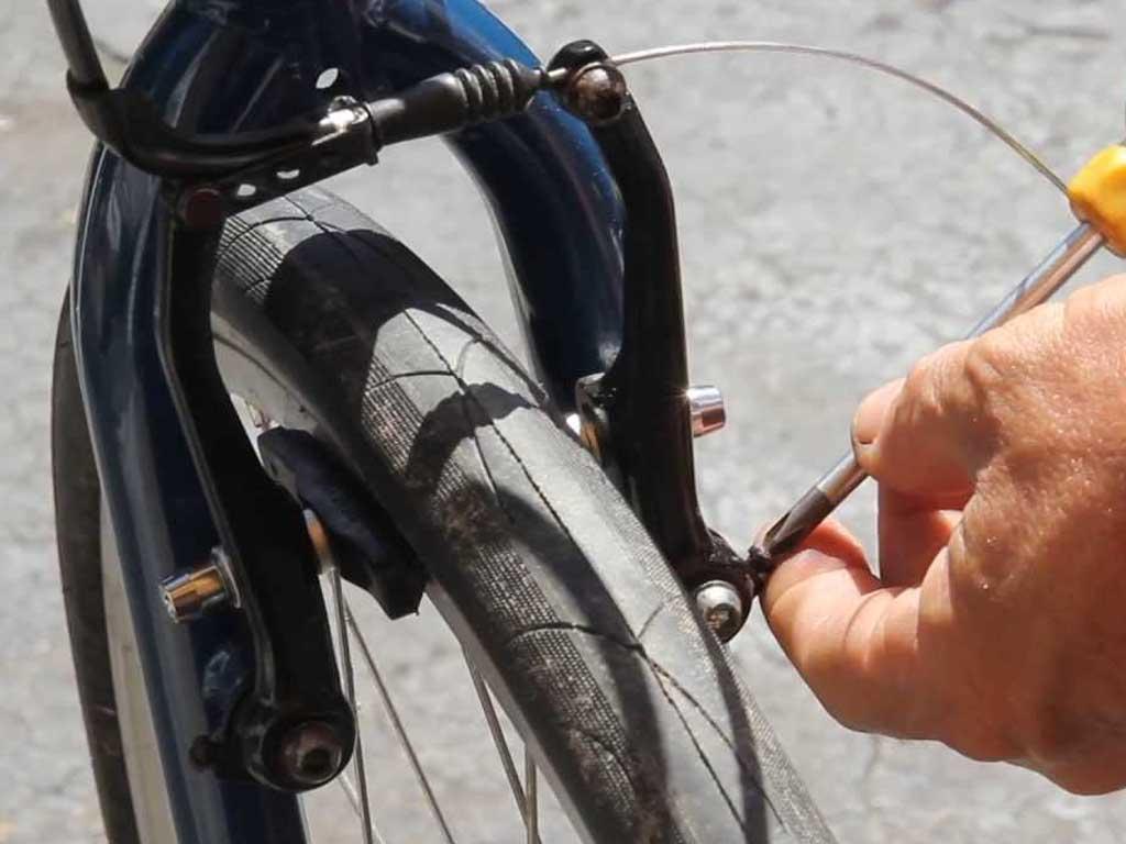 thang-xe-dap-khong-an-phai-lam-sao