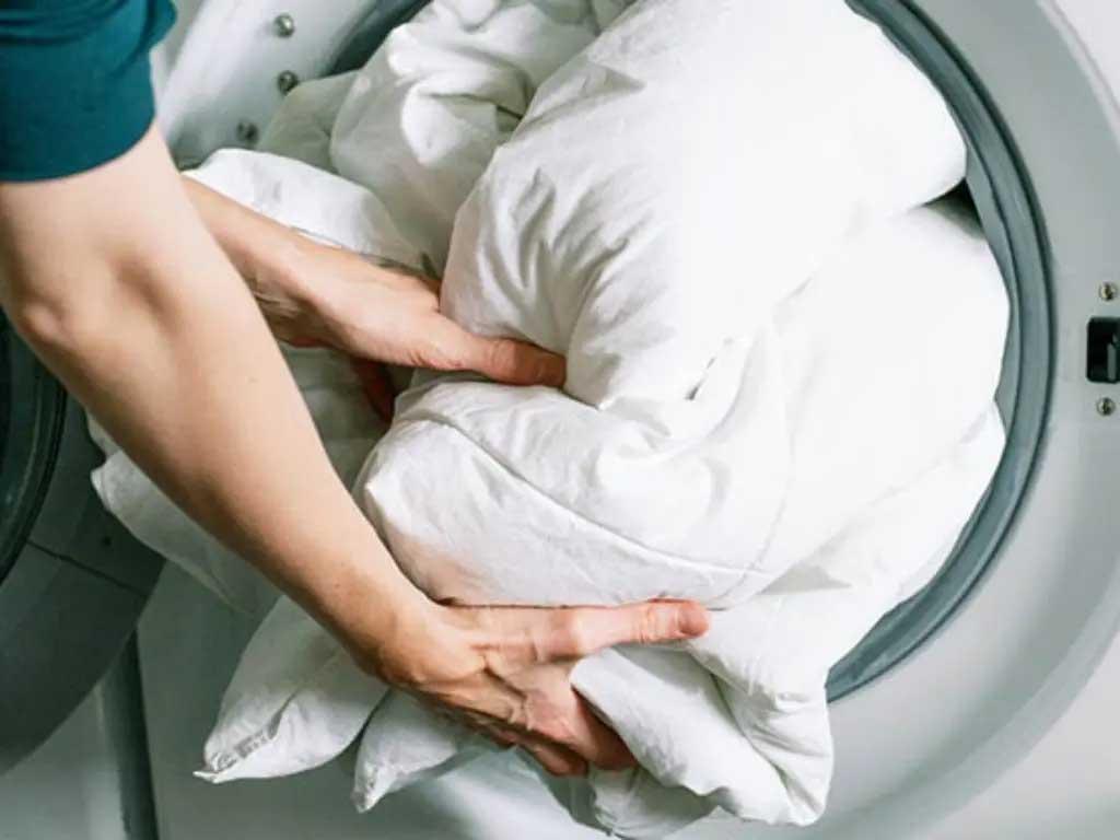 chan-nao-phu-hop-may-giat-gia-dinh