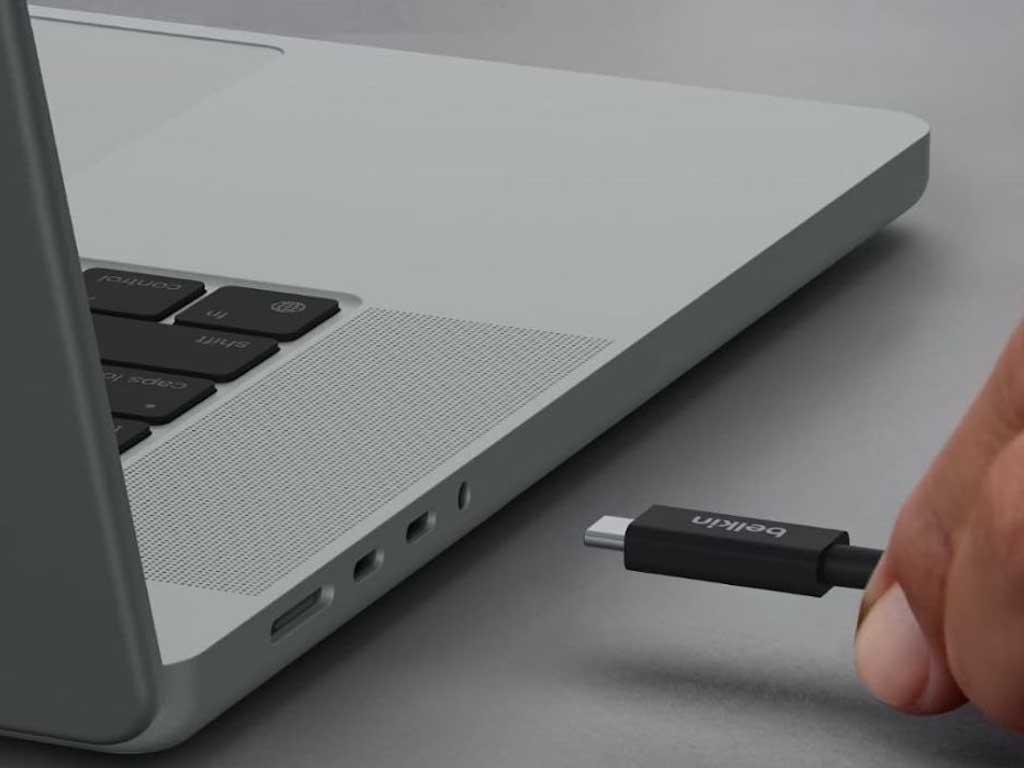 cong-Thunderbolt-4-co-sac-khong