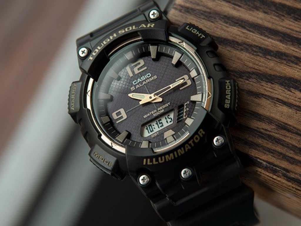 dau-hieu-dong-ho-nang-luong-mat-troi-sap-het-pin