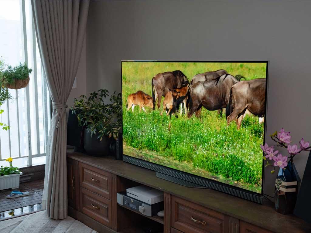 uu-diem-tivi-oled-uon-deo-lg