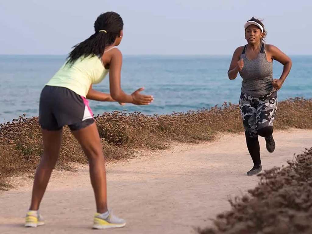 cach-chay-bo-giam-mo-bung-tot-nhat