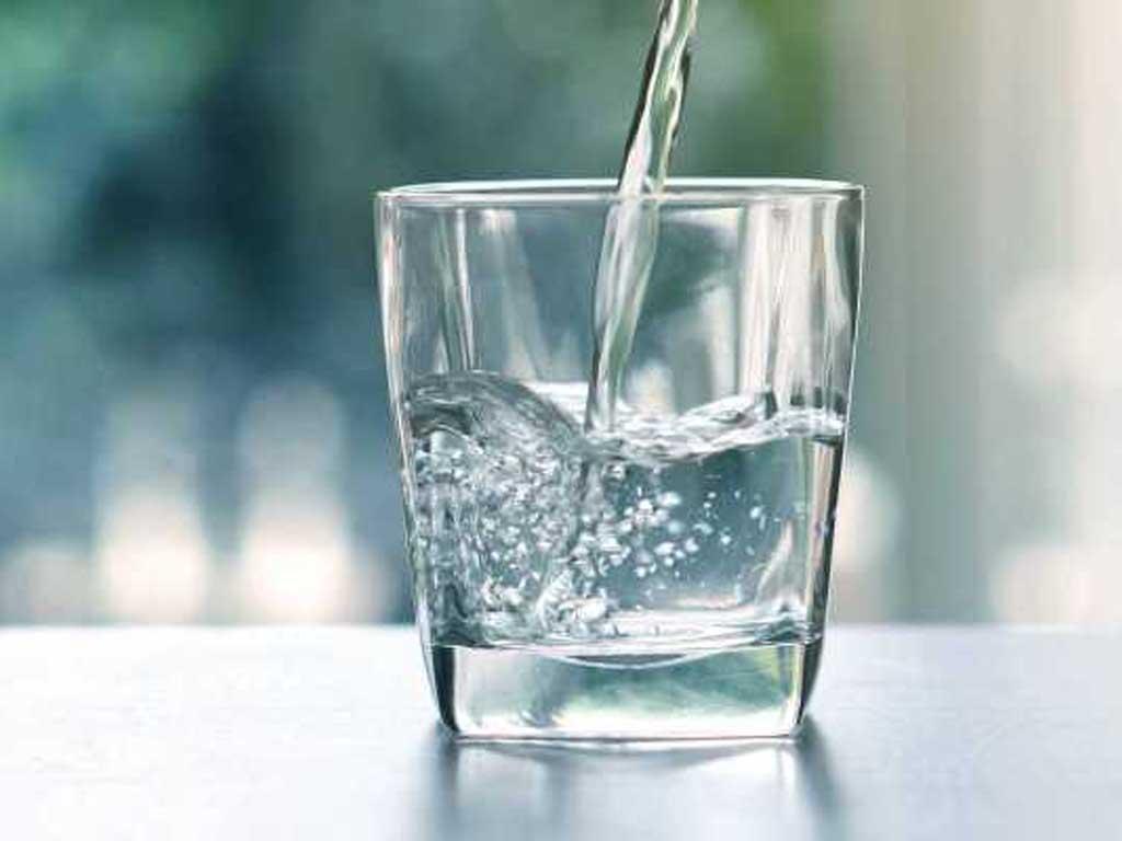 cach-giu-coc-thuy-tinh-luon-sang-bong