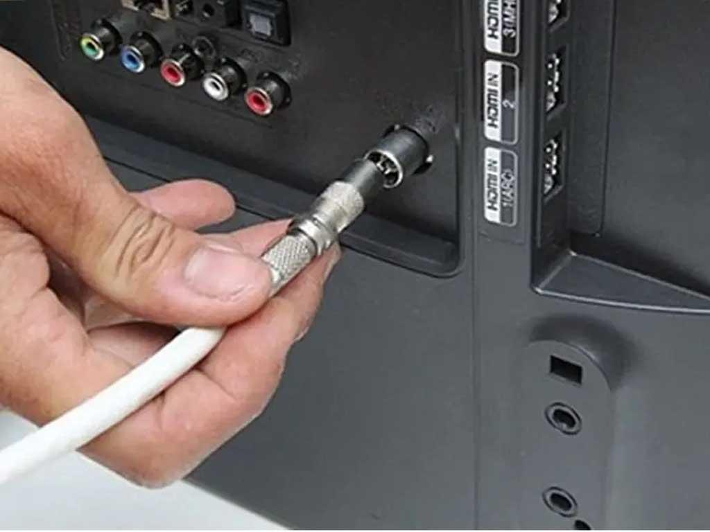 cong-AV-tren-tivi-samsung