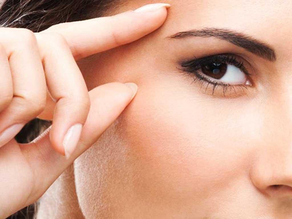 thanh-phan-trong-kem-xoa-nep-nhan-vung-mat-cua-nhat