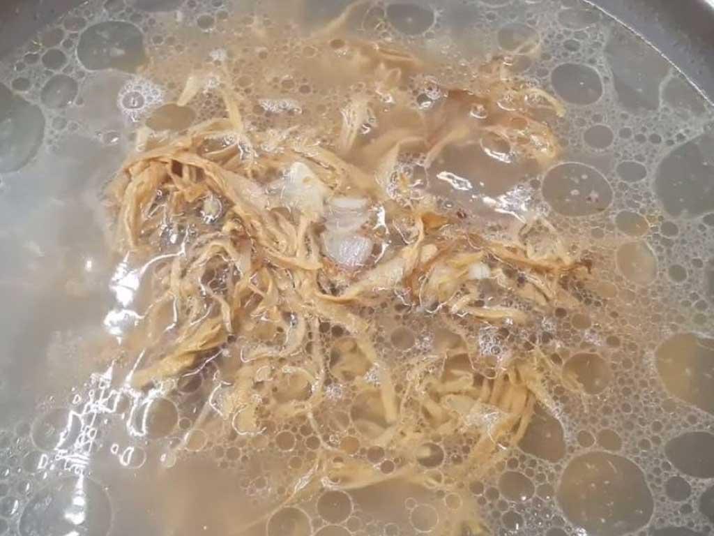 cach-nau-nuoc-dung-mien-ngan