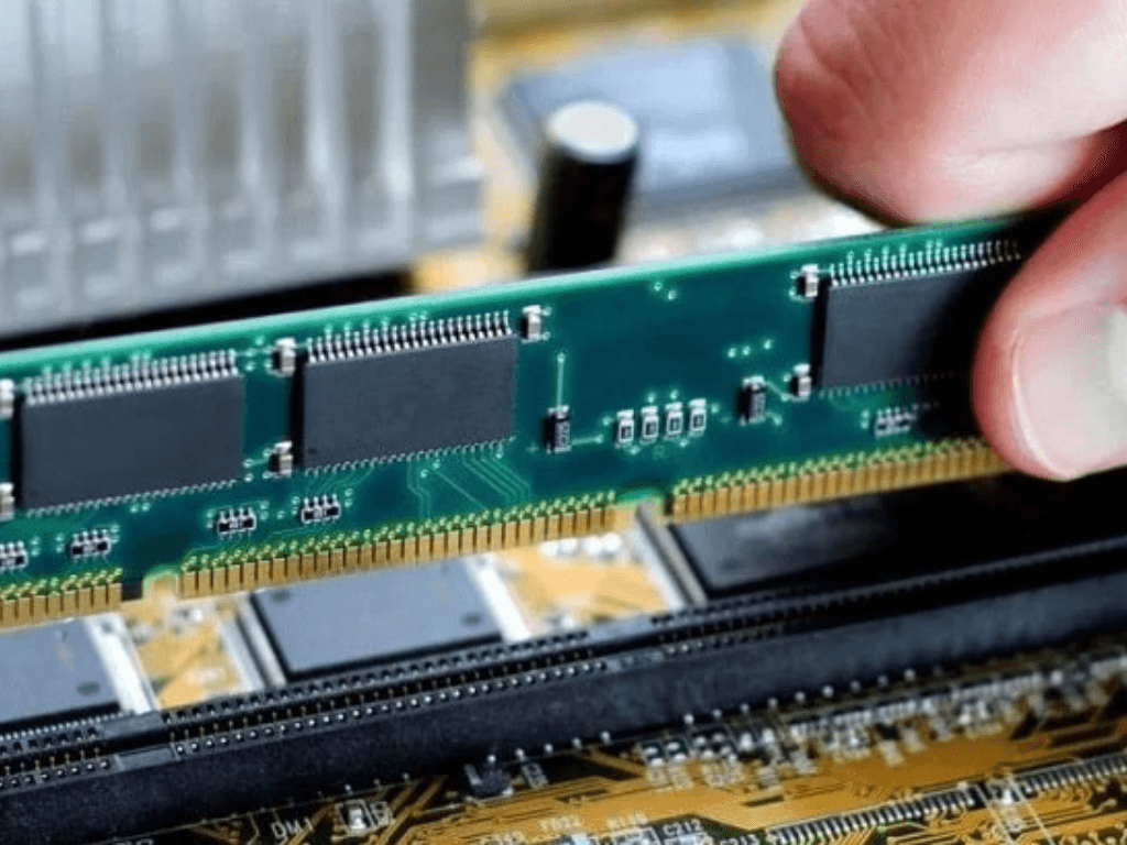 tang-dung-luong-ram-de-lam-gi