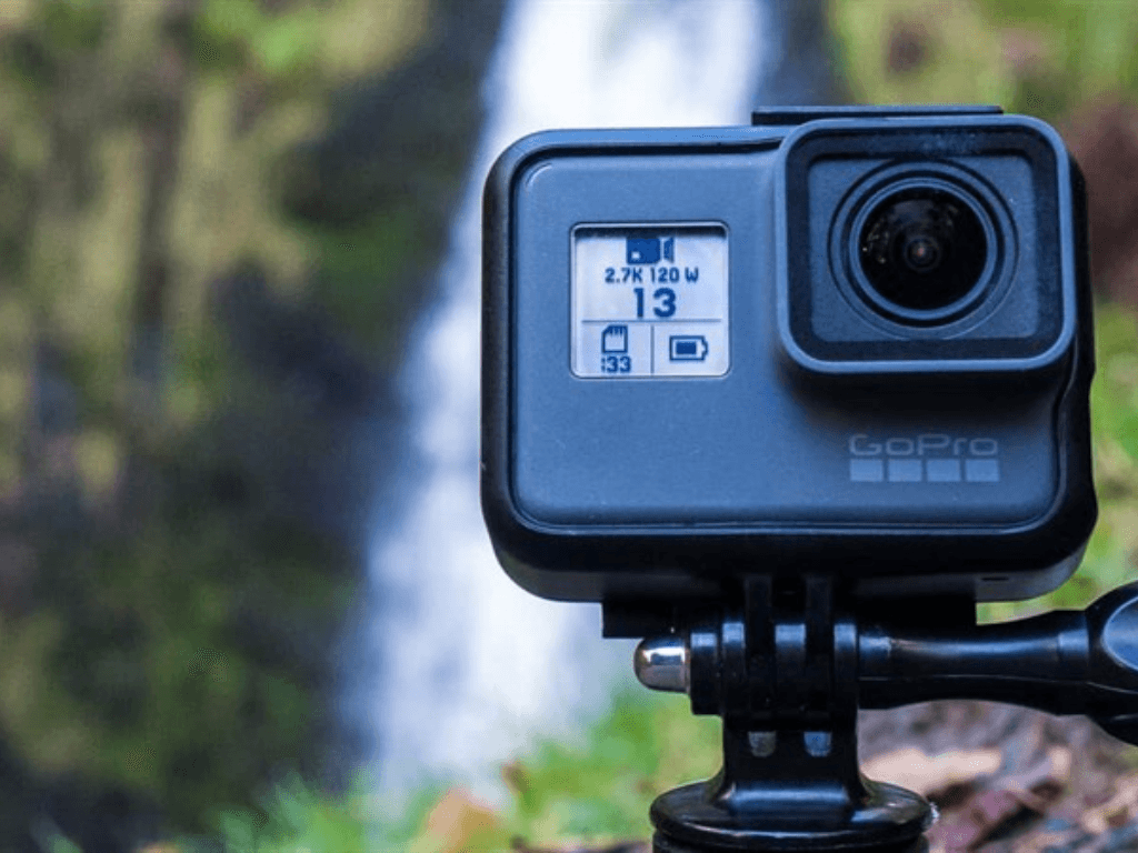 Mua-may-quay-lam-Youtube-gia-re