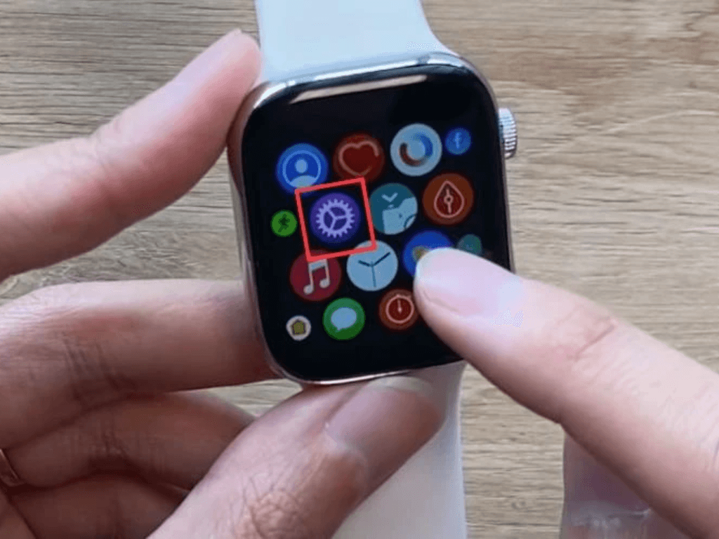 Huong-dan-cach-tai-YouTube-tren-dong-ho-thong-minh