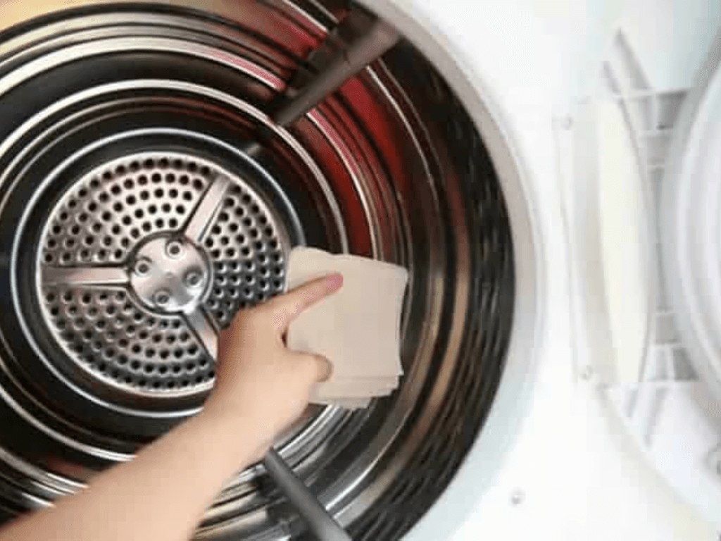 Cach-ve-sinh-may-giat-LG-Motion-DD-dinh-ky