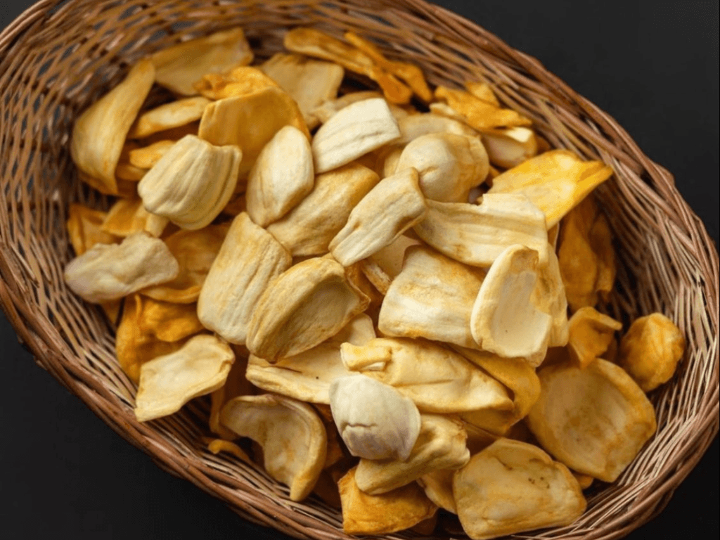 Meo-giu-mau-vang-dep-tu-nhien