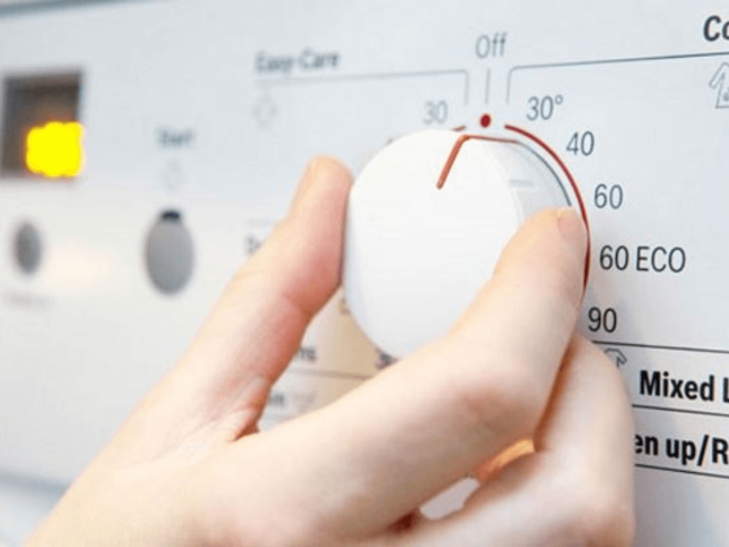 Meo-tiet-kiem-dien-va-nuoc-khi-giat