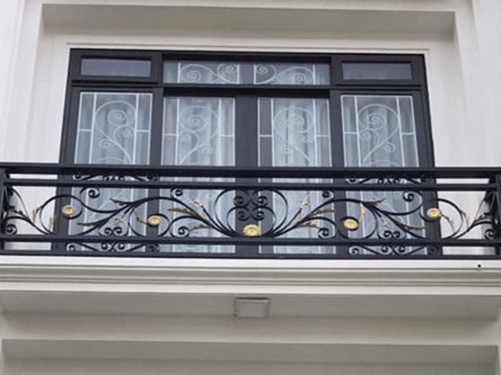 Uu-diem-cua-lan-can-sat-trong-thiet-ke-nha-o-may-in-mau-phu-hop-cho-gia-dinh