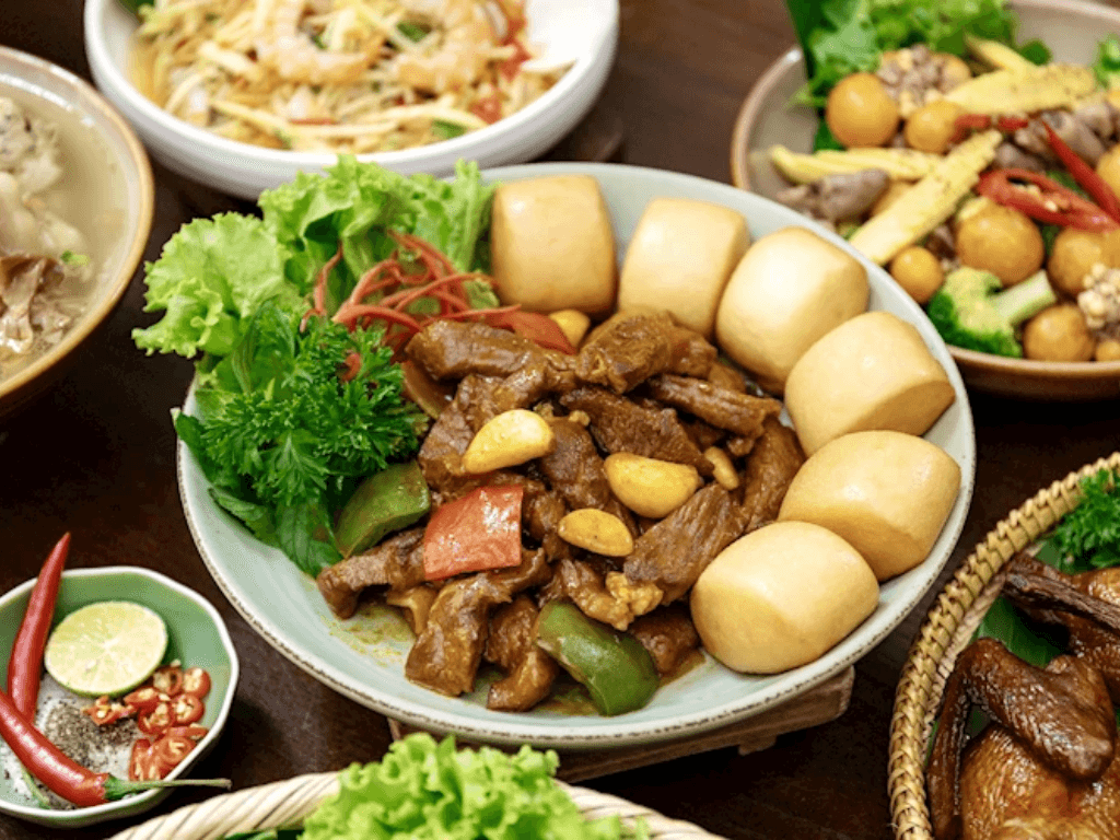 Goi-y-trinh-bay-mon-de-bat-mat-nhu-nha-hang