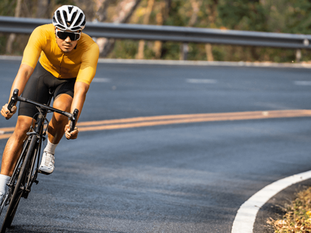 Nhung-luu-y-de-tranh-chan-thuong-khi-dap-xe