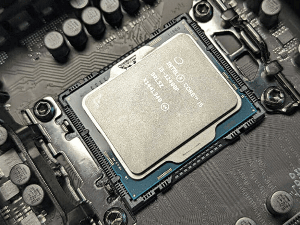 So-sanh-i7-1065G7-voi-chip-the-he-moi-hon
