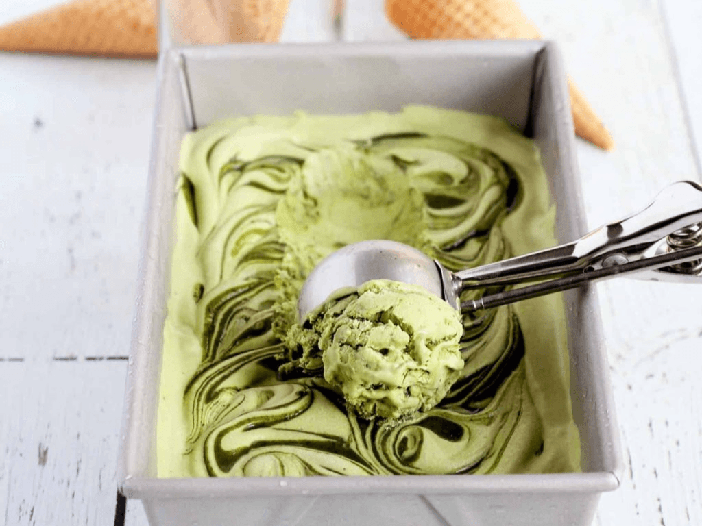 Meo-bao-quan-kem-matcha-lau-tan