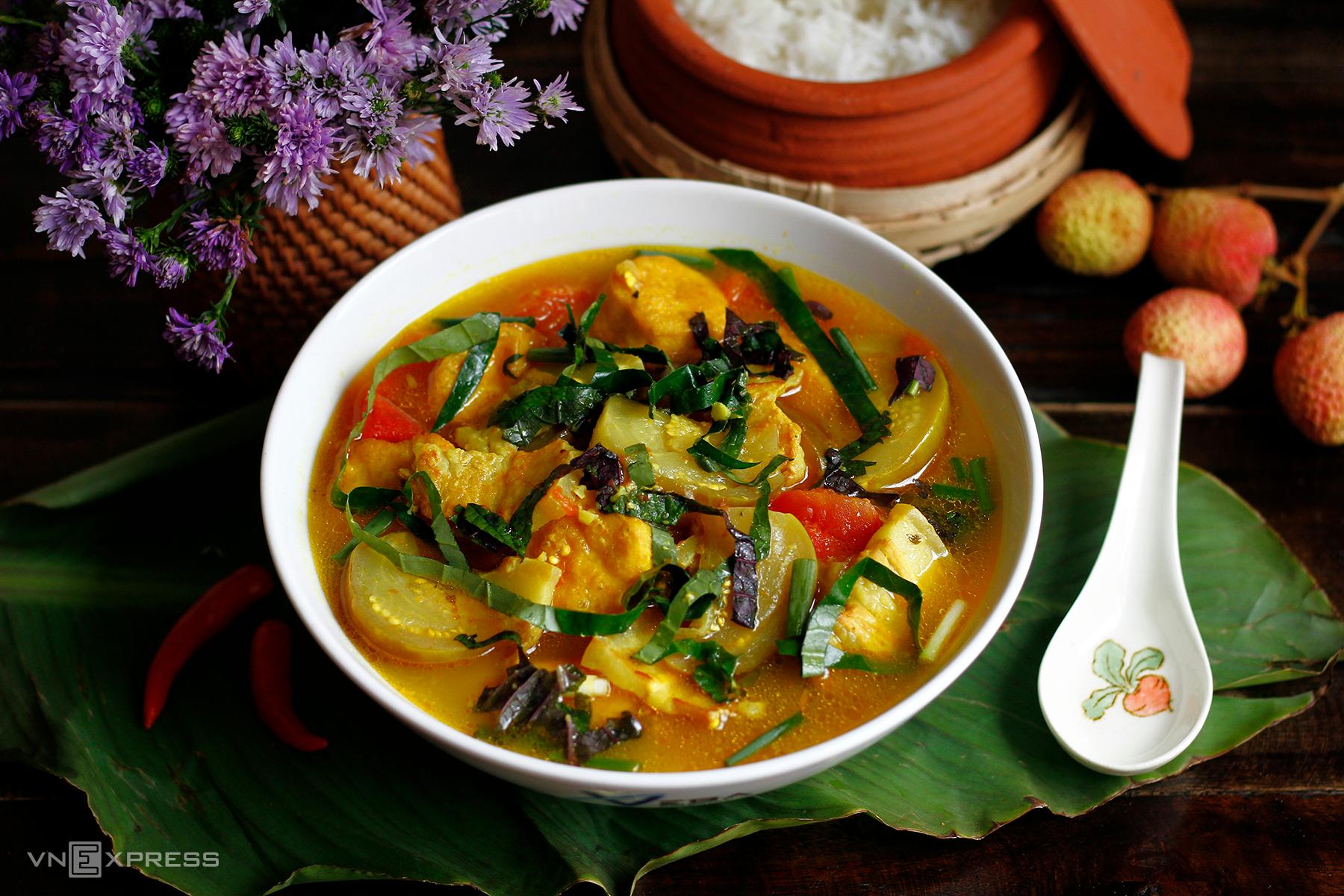 Cách nấu canh cà bung giản dị ngon “hết sảy”, khiến cả nhà mê tít