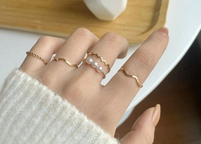 Cách đo size nhẫn “chuẩn như thợ”, đeo “khít tay” cực dễ chịu!