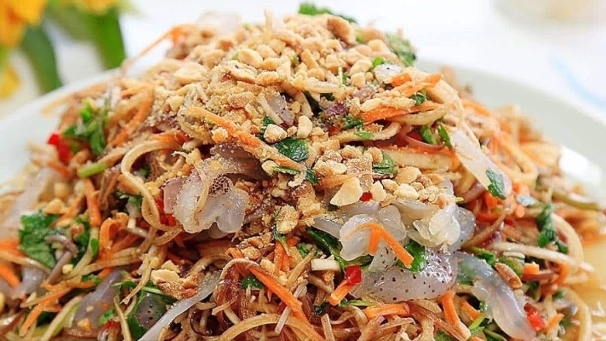 Cách làm nộm sứa “tươi mát”, chua cay “bùng vị”, ai thử cũng ghiền!