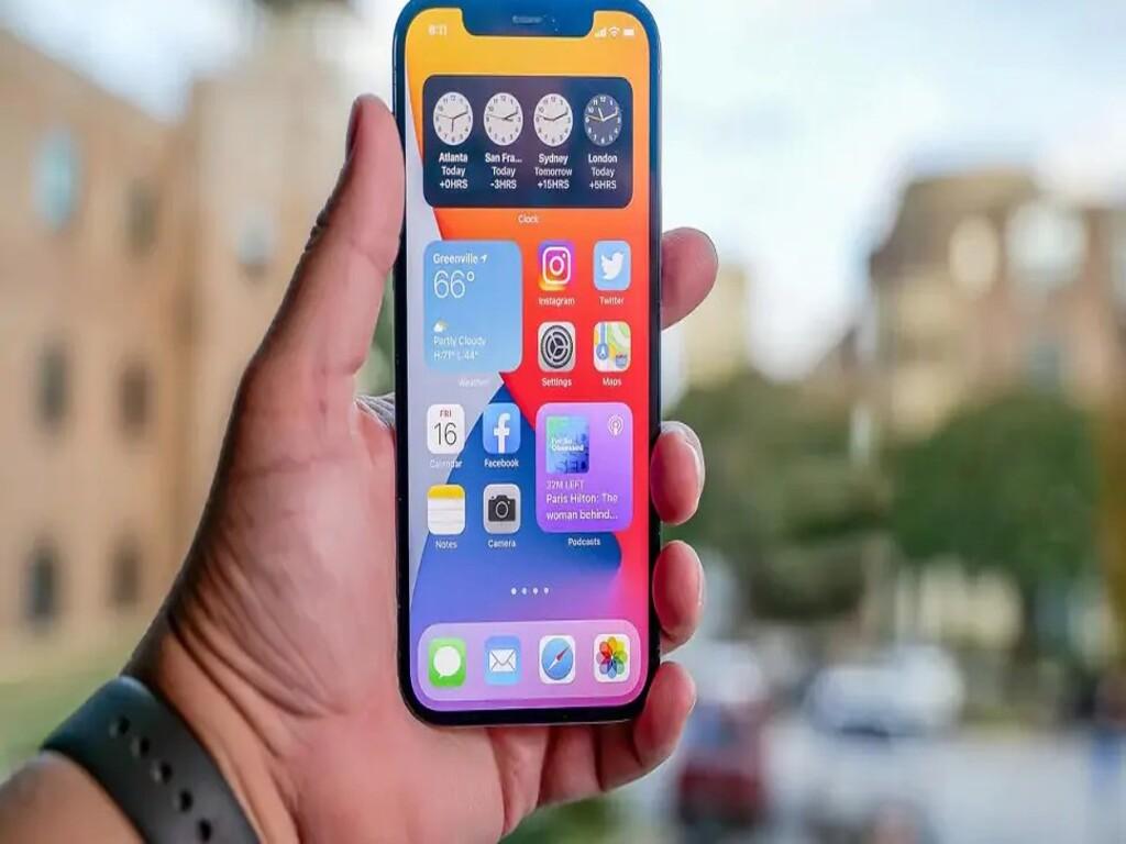 Khởi động lại điện thoại khi máy chậm có hiệu quả không?