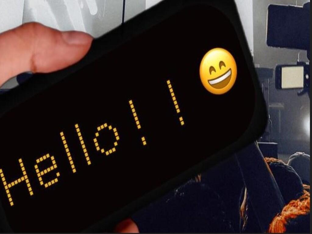 Cách chạy chữ trên điện thoại với hiệu ứng động siêu đẹp