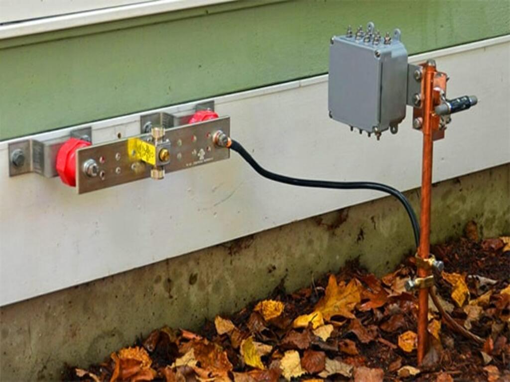 Cách làm tiếp địa chống giật bảo vệ trẻ nhỏ khỏi nguy cơ điện rò cực nguy hiểm