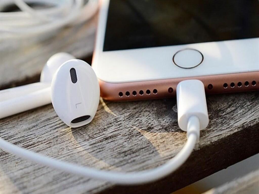 Cách thu âm bằng tai nghe điện thoại ghi âm rõ tiếng, không rè “chất phát ngất”