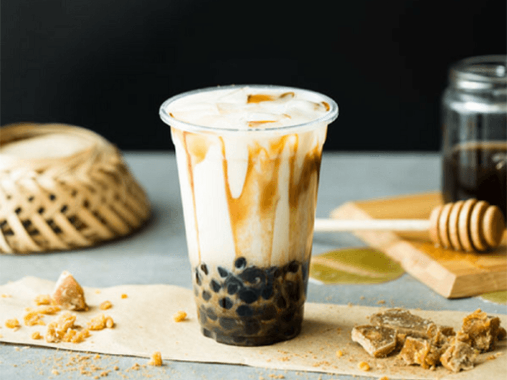 Công thức sữa tươi trân châu đường đen “hack vị giác” cho ngày oi bức