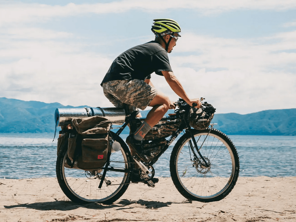 Xe đạp touring là gì mà dân phượt gọi là “người tình đường dài”