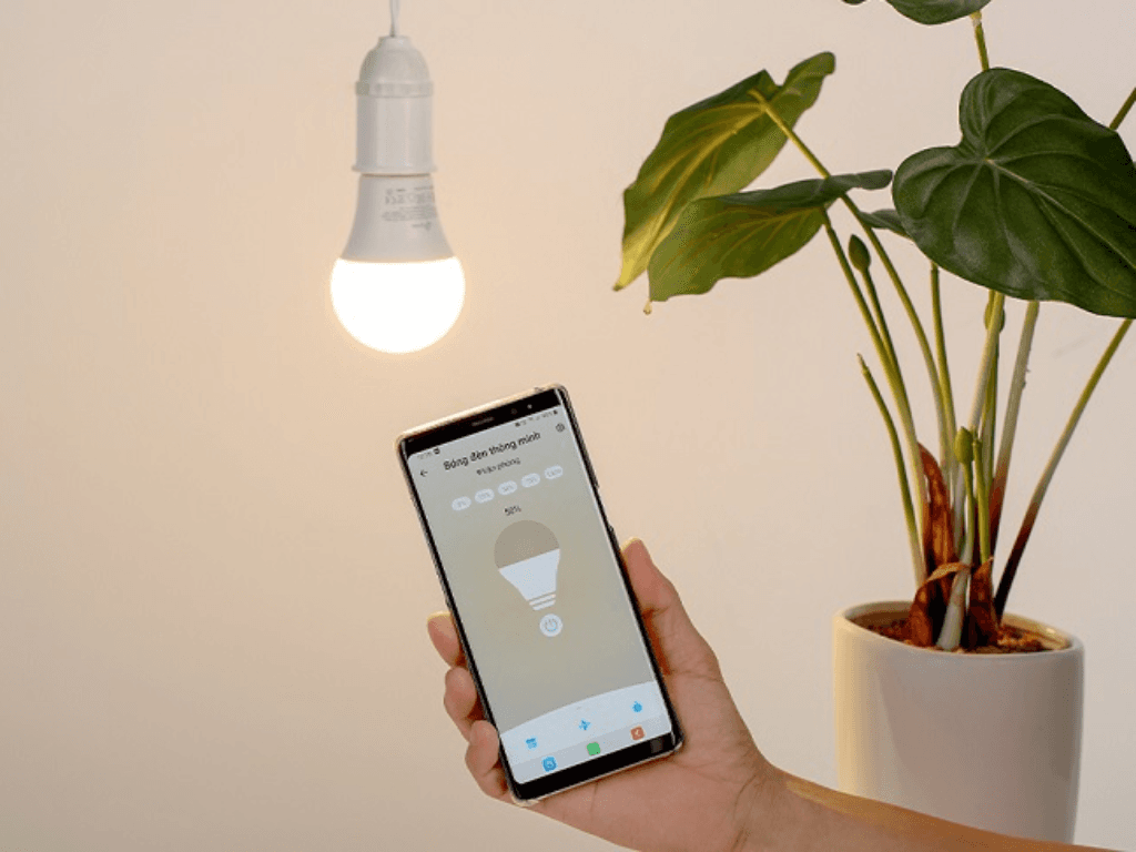 Công dụng bóng đèn thông minh không chỉ chiếu sáng mà còn “chiều” cảm xúc