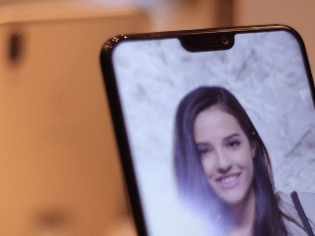 Công nghệ selfie A.I Beauty là gì mà khiến bạn “lung linh” mọi góc chụp