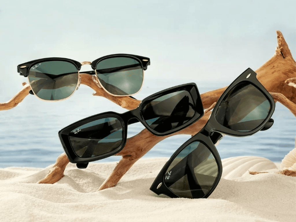 Mắt kính Valentino Rudy của nước nào mà vừa thời trang vừa “vừa túi tiền”