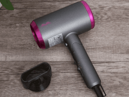 máy sấy tóc ava có tốt không