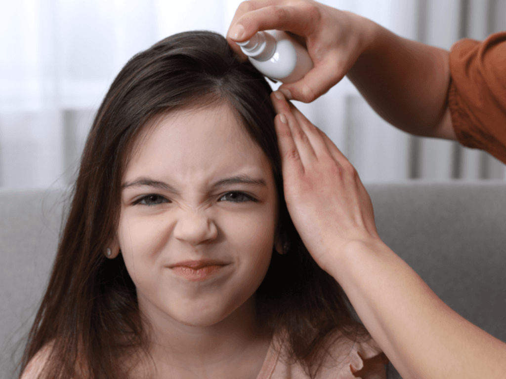 Cách diệt chấy bằng máy sấy cứu tinh cho trẻ nhỏ trong mùa chấy “hoành hành”