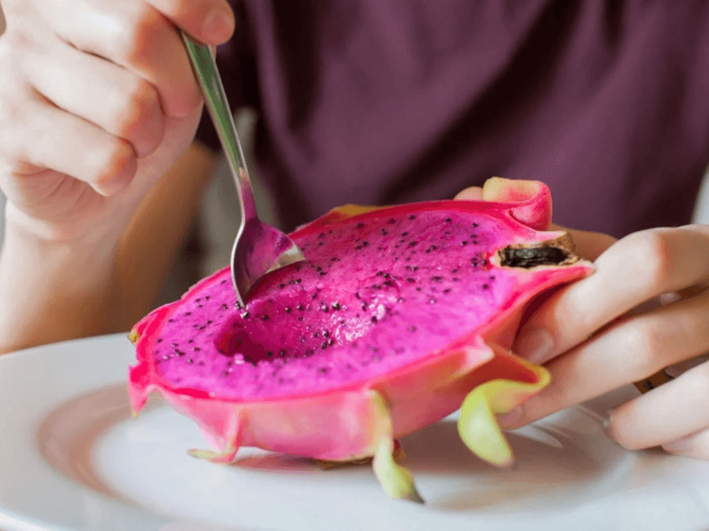 Thanh long có tác dụng gì mà người xưa ví như “thuốc mát ruột tự nhiên”