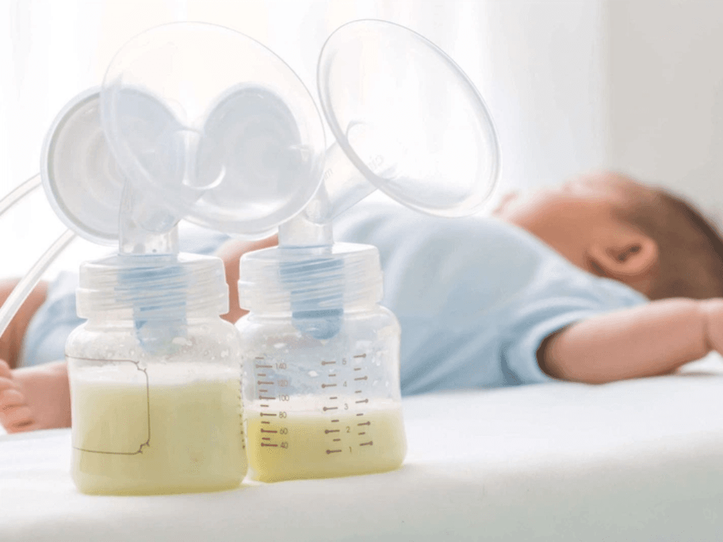 Cách vắt sữa mẹ hiệu quả nhất mà không khiến mẹ “kiệt sức” hay đau rát