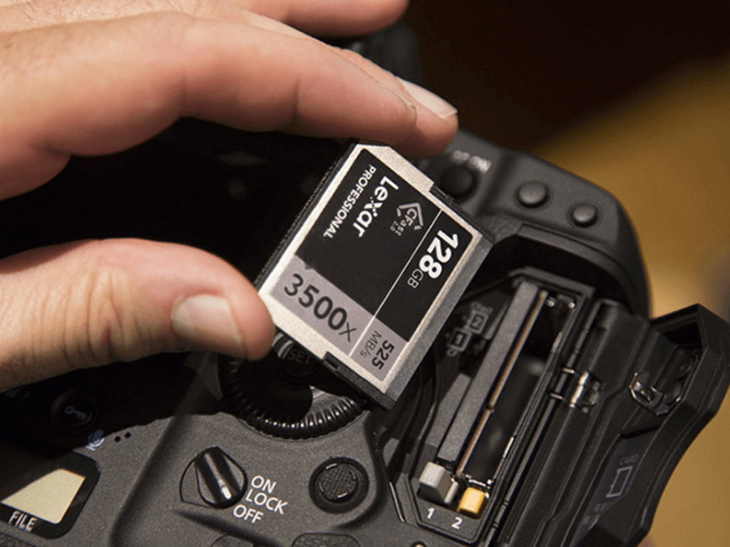 Cách chọn thẻ nhớ cho máy ảnh mà không bị hớ với những con số trên vỏ hộp