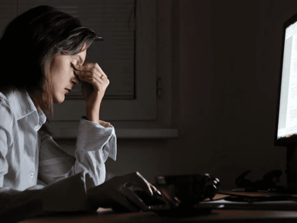 Thức khuya có chết sớm không? Câu trả lời khiến bạn muốn chợp mắt ngay