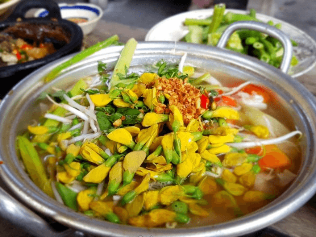 Cách nấu canh cá linh bông điên điển chuẩn vị miền Tây hết veo trong chớp mắt