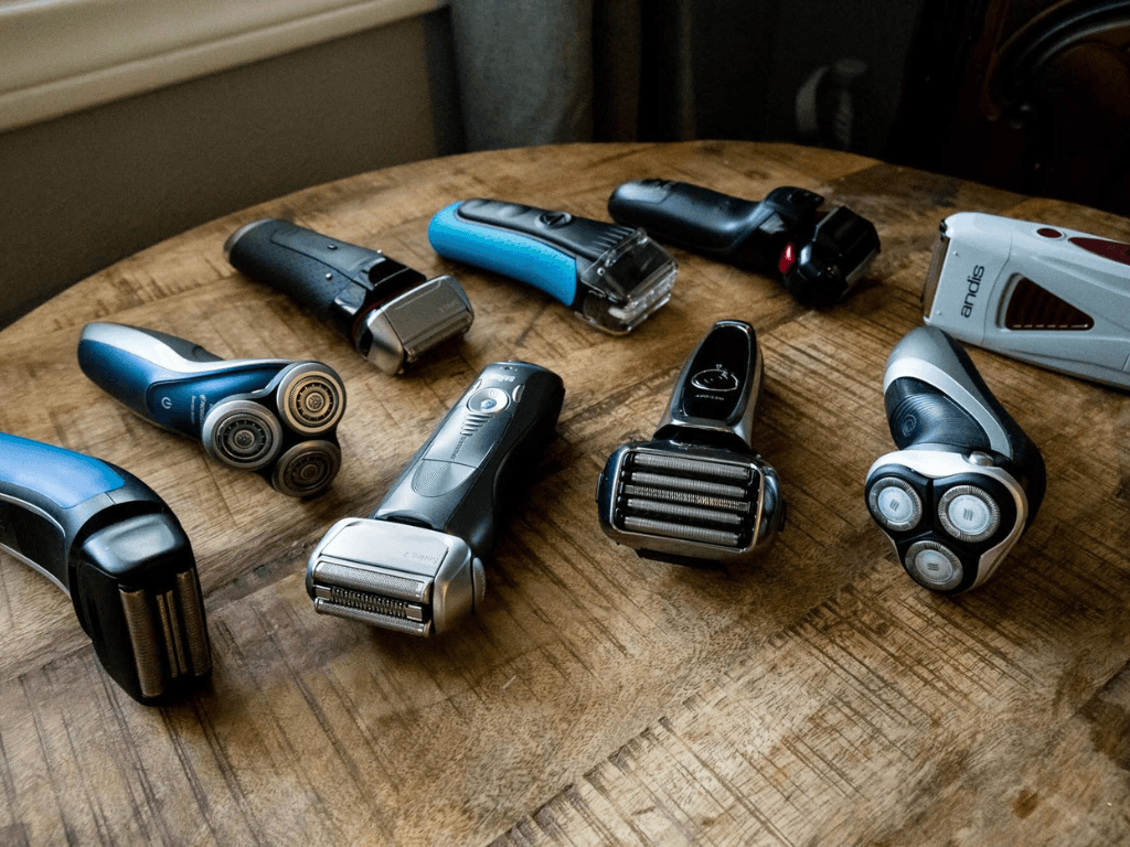 Nên mua máy cạo râu nào giúp bạn "tút tát" nhan sắc mà không tốn công